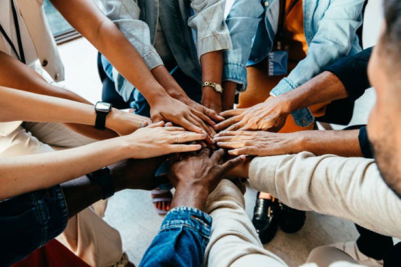 Team building v naravi: ideje za povezovanje ekipe